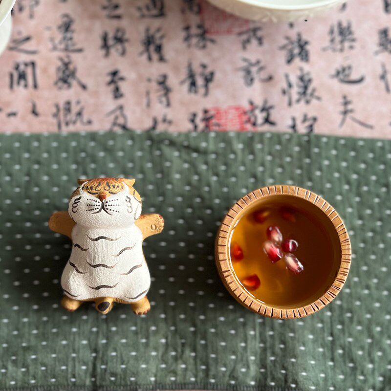 手工紫砂泡澡小老虎茶宠摆件精品可养高端茶玩茶具茶台桌面装饰品