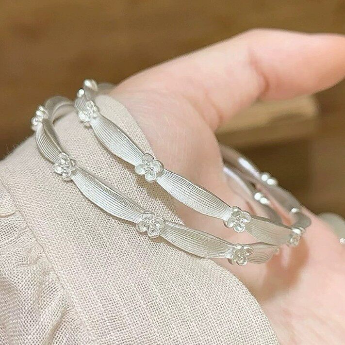 新中式国风银色拉丝桂花手镯女复古高级轻奢小众花朵设计饰品手环