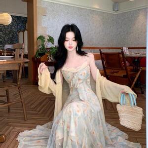 法式温柔风吊带连衣裙女 碎花仙女裙 收腰大摆长裙通勤约会拍照穿