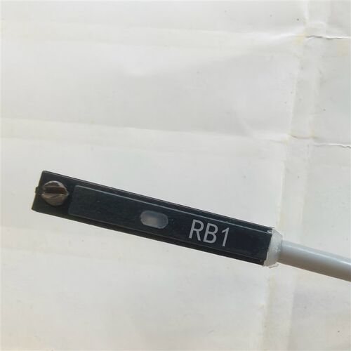 RB4 RB5替代平替新时代NEW-ERA NOK气缸磁性开关RB1 RB2传感应器