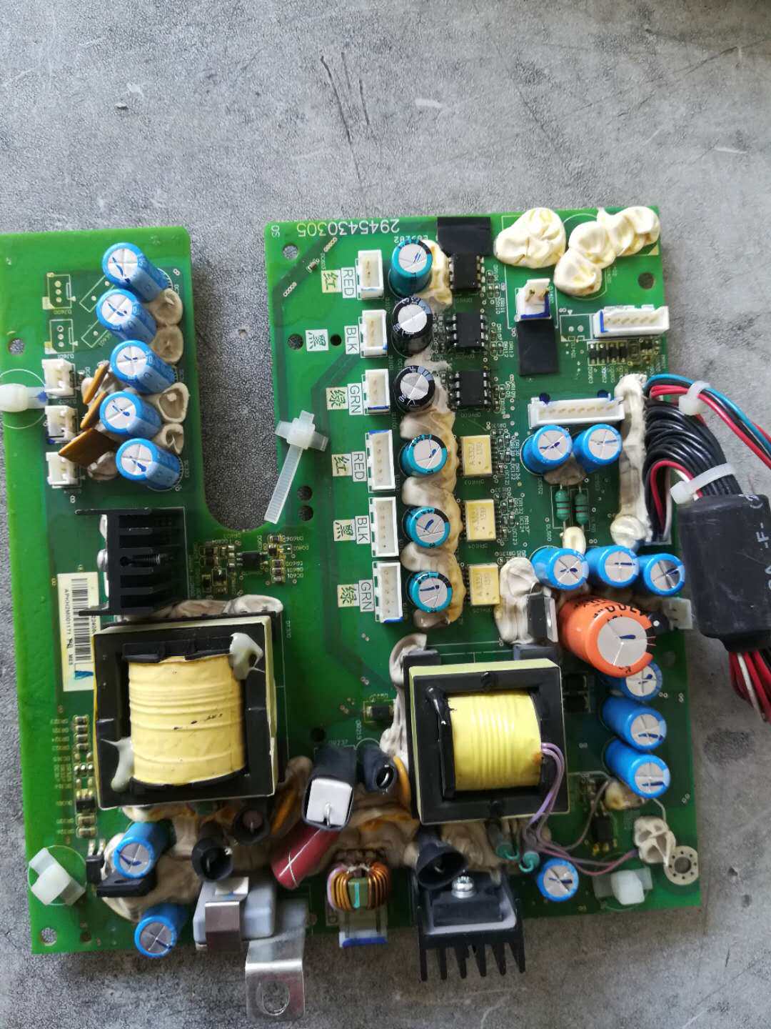 2945430305和2945430306台达变频器45-55KW电源板驱动板触发主板