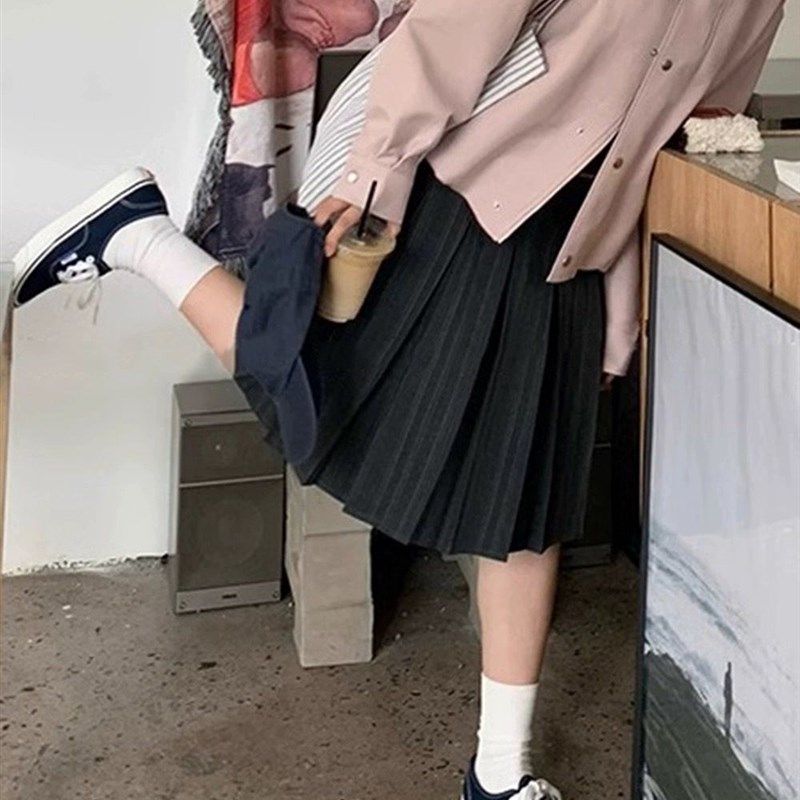 微胖大码灰色条纹半身裙女夏季高腰显瘦a字中裙设计感西装百褶裙