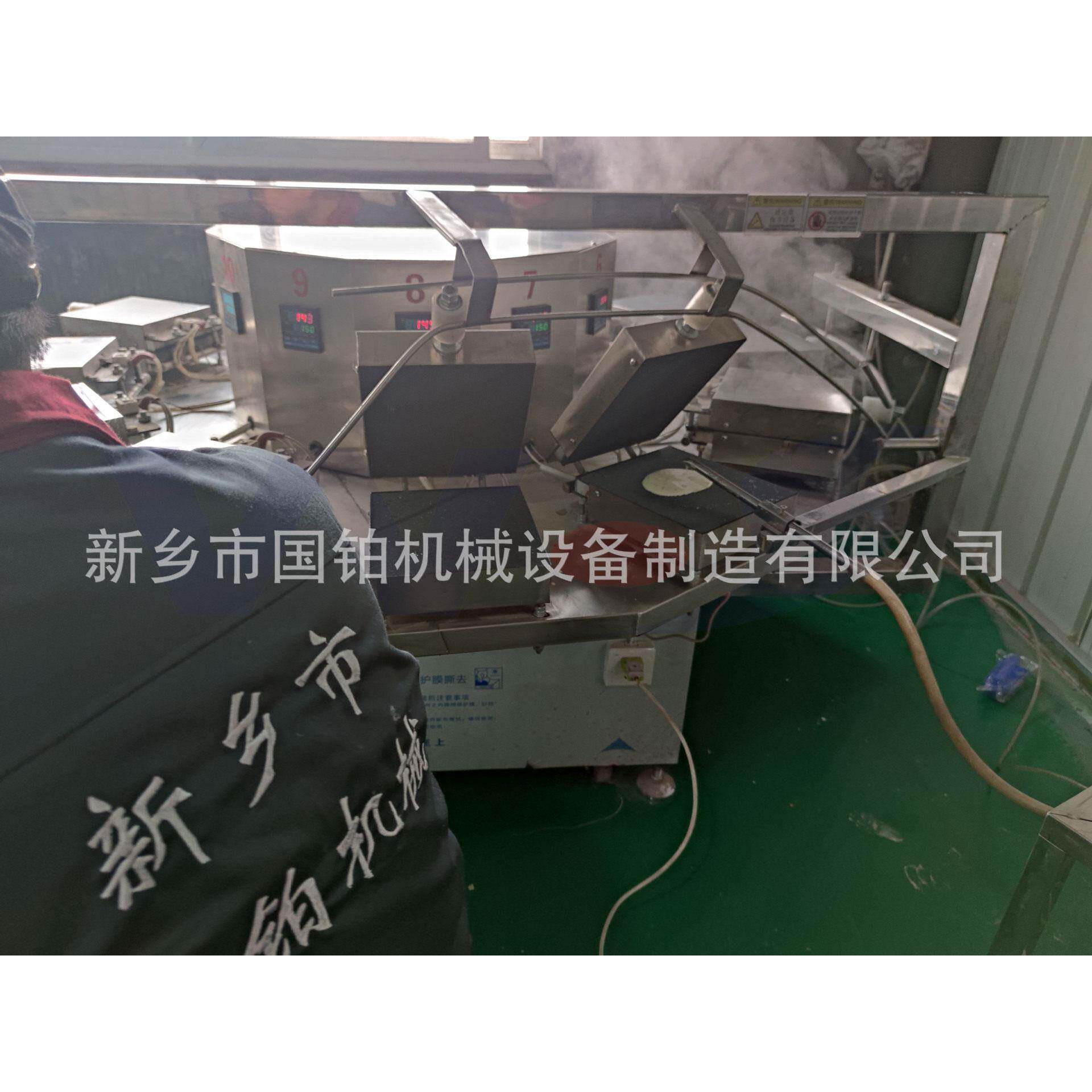 闽南糕点风吹饼机器自动旋转蛋卷机老式鸡蛋卷烤箱一人可操作