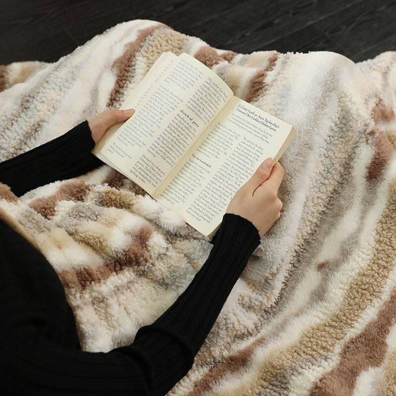 双层毛毯午睡毯办公室午休小毯子简约高级感小众单人沙发盖毯秋冬