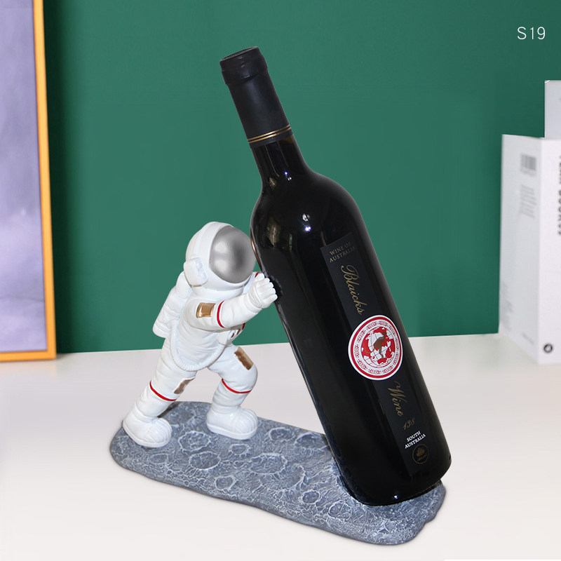 宇航员摆件红酒架高端展示架轻奢家用斜放酒瓶架置物架酒柜装饰品