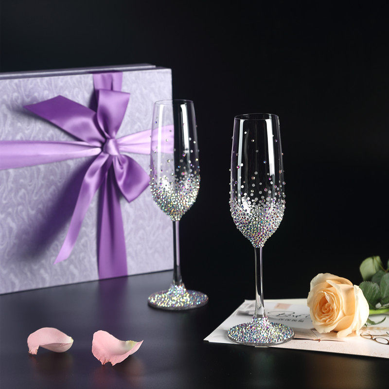 实用结婚礼物创意情侣镶钻杯子婚礼香槟对杯送女生生日礼品套装
