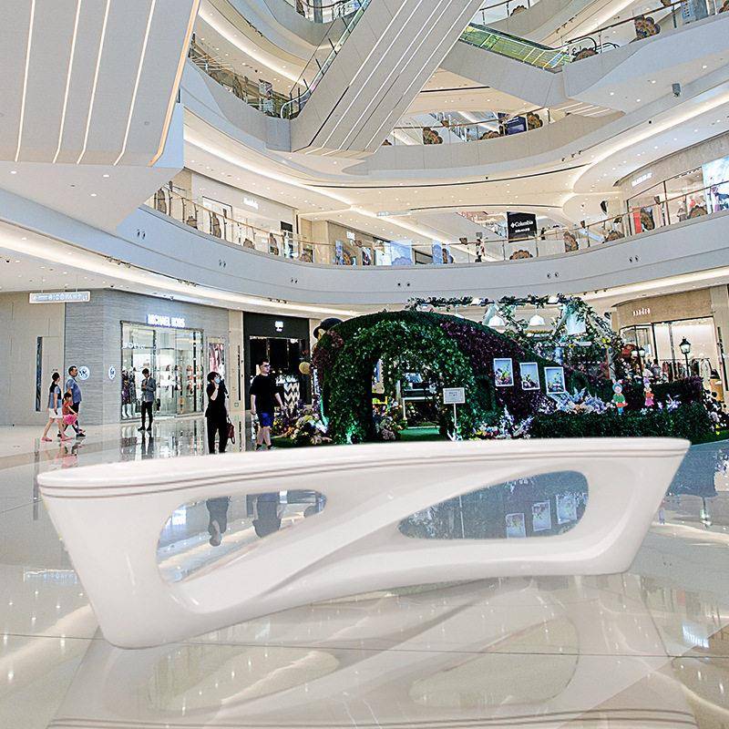 玻璃钢座椅月亮造型创意美陈家具休息区商场酒店景区街道大厅坐凳