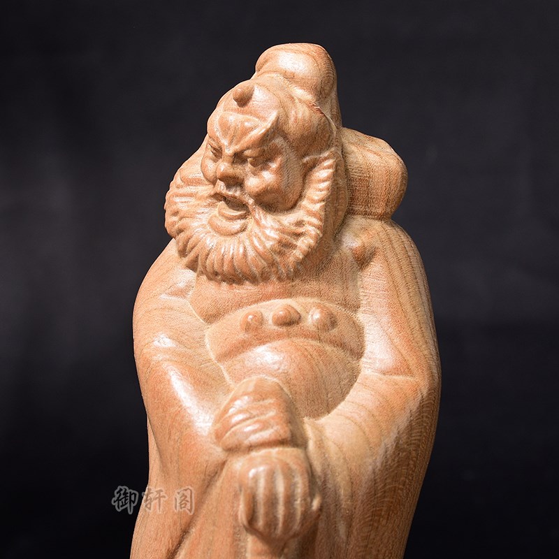 桃木木雕刻钟馗全身像保平安供奉家用办公室工艺品汽车摆件饰品