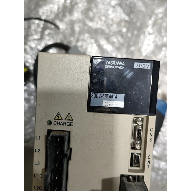 拆机安川伺服驱动器SGDV-5R5A01A,数量1,图片实拍