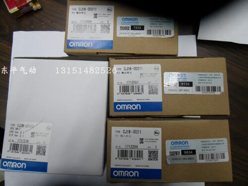 全新原装正品PLC模块 CJ2M-CPU32,CJ1W-OD211,CJ1W-ID211实物图