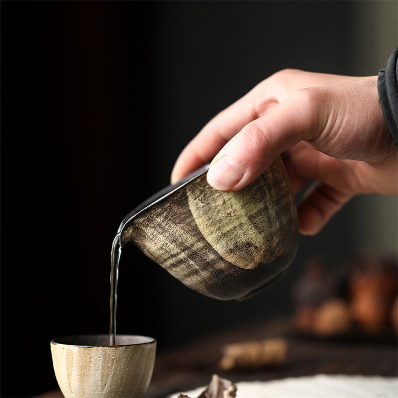 黑色粉引原朴公道杯景德镇纯手工粗陶覆古侘寂风茶具禅意茶海匀杯