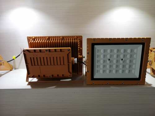 防爆灯亚明LED防爆泛光灯化防爆灯加油站工厂煤矿50W100W150W200W