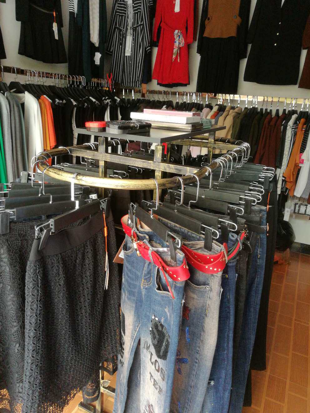 包邮铁艺服装店货架展示架椭圆形中岛架可升降双杠女装童装挂衣架