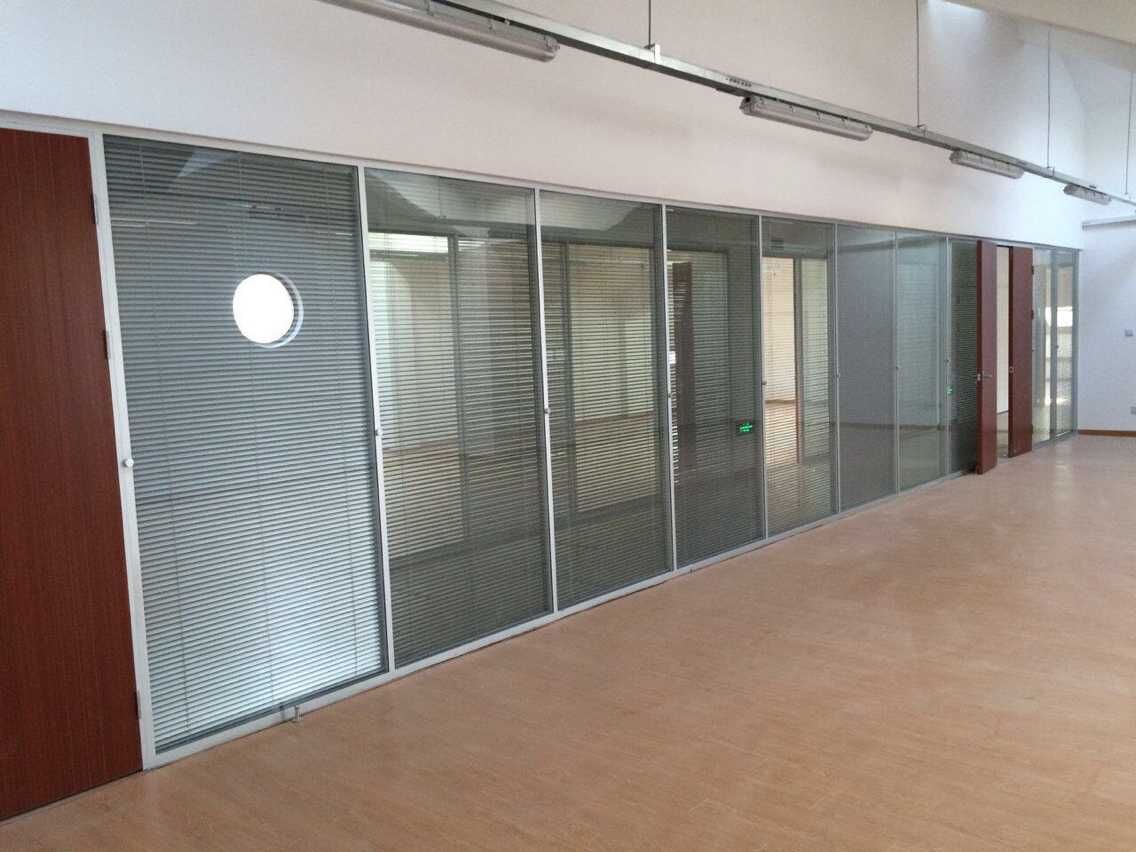 高隔断 钢化玻璃隔断墙 办公室屏风隔间 铝合金形象墙 带百叶隔墙