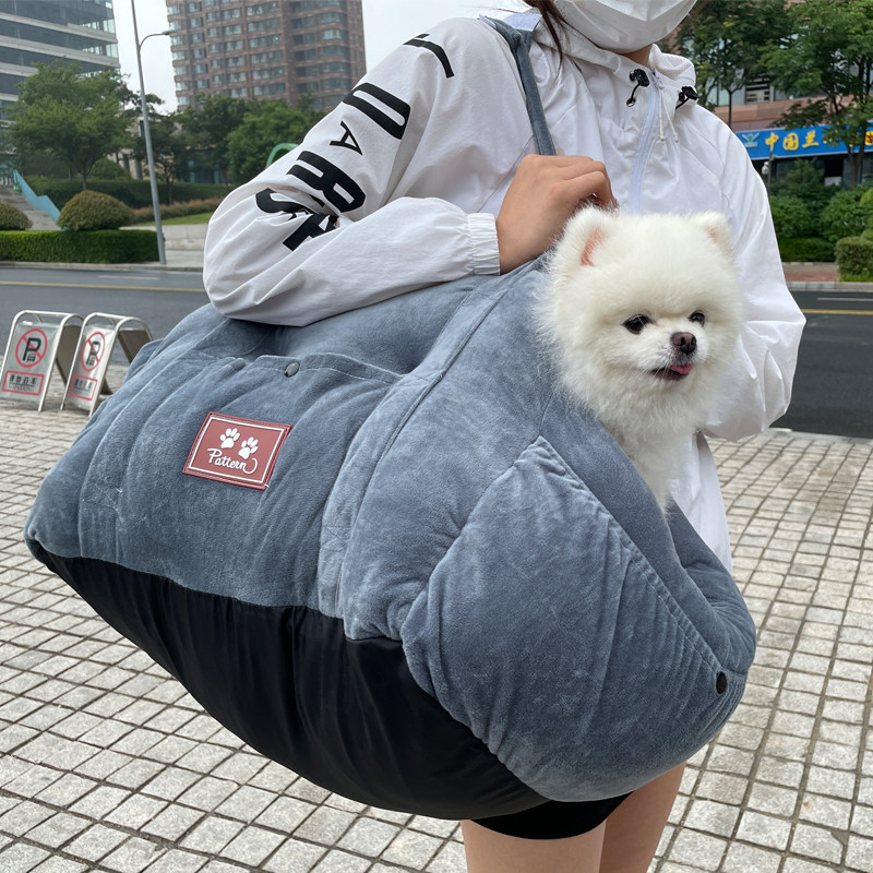 狗狗车载座椅狗窝垫宠物安全座椅可拆洗坐车神器外出前排后排坐垫
