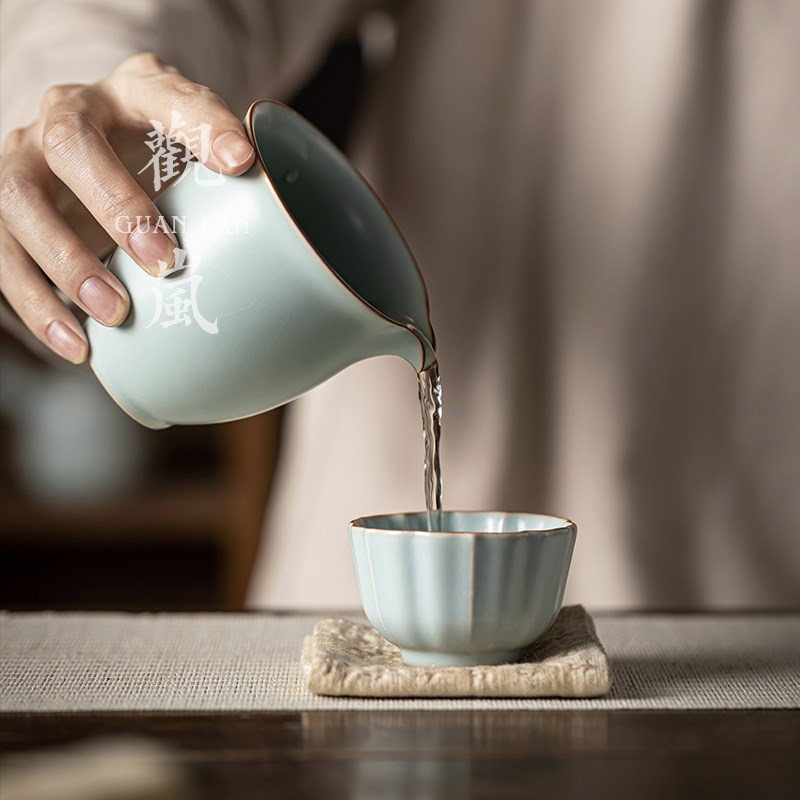 观岚天青汝窑公道茶杯功夫茶具陶瓷茶海公道杯家用单个分茶器公杯