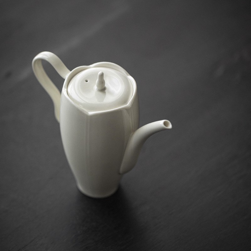 宋代草木灰花口水滴壶 文人器 陶瓷茶壶功夫茶具创意冲茶器带过滤
