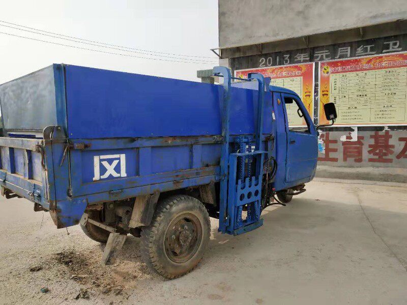 时风五征三轮农用车龙马车挂桶垃圾车提升机垃圾桶升降器倒桶机器