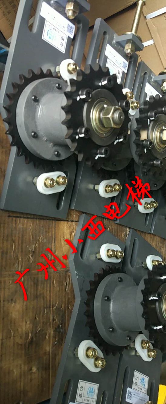 日立电梯扶梯驱动双链张紧轮组件24齿X28齿双链轮不带链条传感器