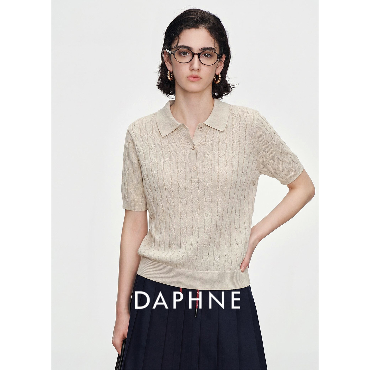Daphne达芙妮亚麻休闲翻领麻花针织套头短袖女夏显瘦柔软冰丝上衣