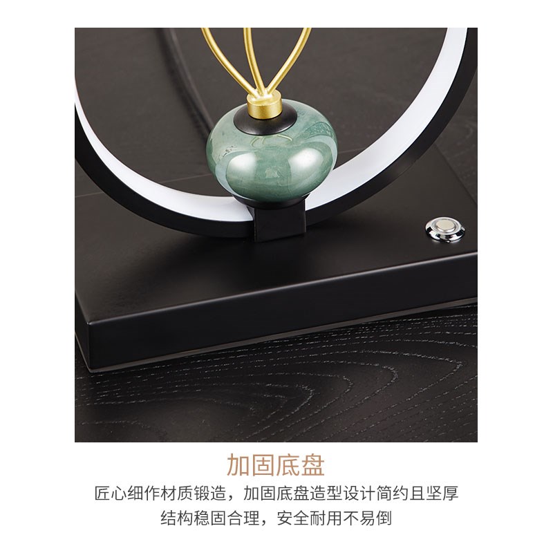 新中式荷花台灯客厅书房装饰摆件温馨浪漫家用结婚卧室床头调光灯