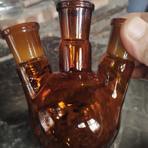 加厚棕色三口烧瓶100ml250ml500ml1000ml棕色反应瓶标准磨口24#