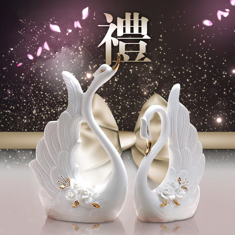 欧式陶瓷天鹅大摆件结婚礼物新婚庆客厅卧酒柜家居工艺装饰送礼品