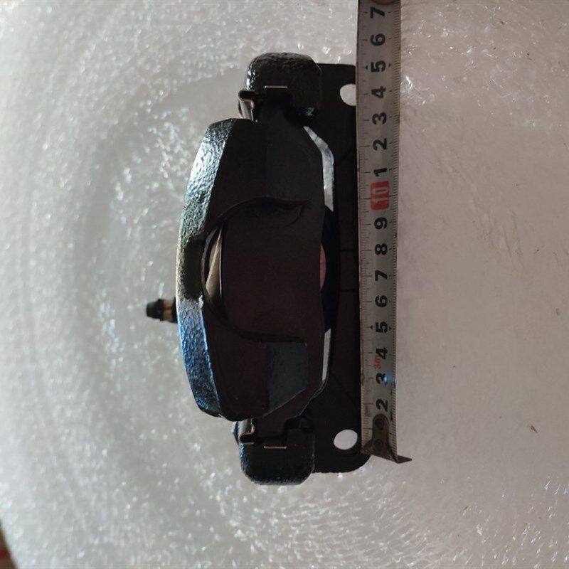 电动四轮车配件刹车分泵电动汽车老年代步车碟刹泵奥拓刹车制动钳