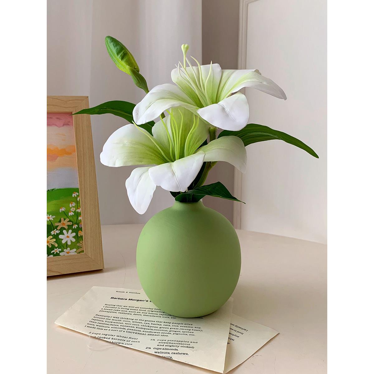 小清新彷真百合花假花陶瓷花瓶插花软装客厅餐桌卧室装饰室内摆件