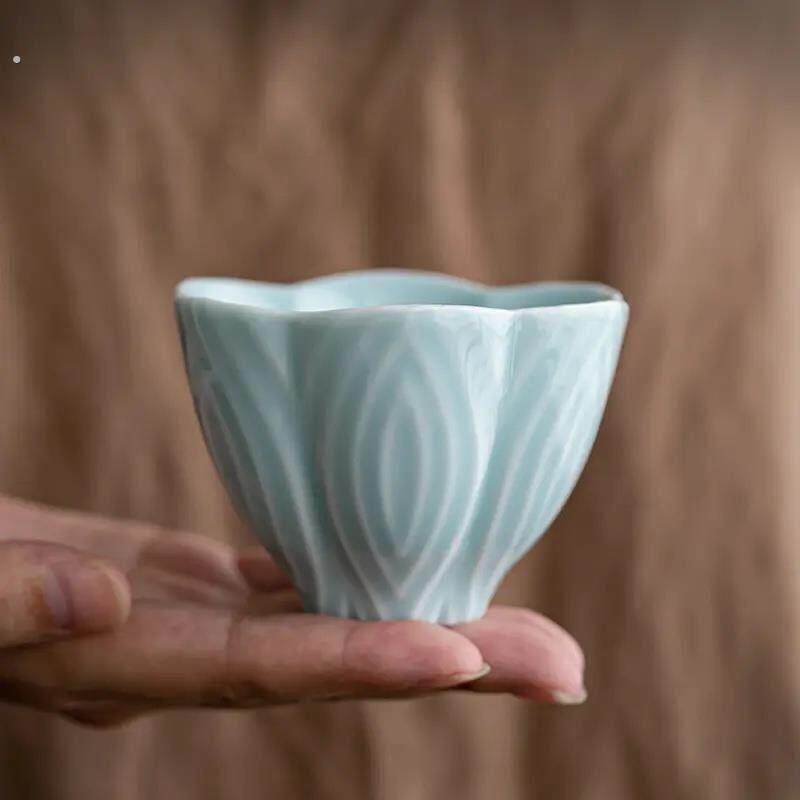 德化陶瓷玉兰浮雕茶杯中式风格中式品茗杯中国白手工茶具结婚敬茶