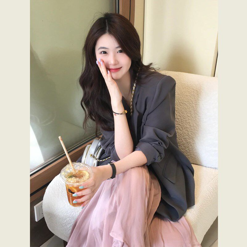 小西装外套女2024新款春秋宽松休闲阔版高级感灰色小个子气质西服