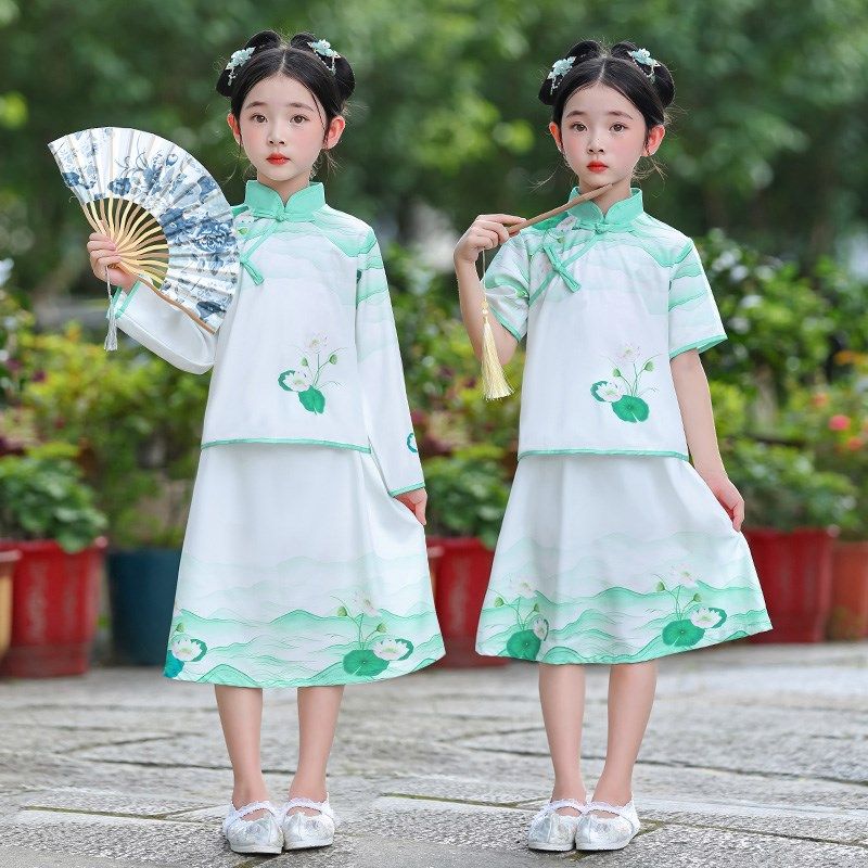 国庆节儿童演出服男女童新中式汉服2024新款国风大合唱服表演唐装