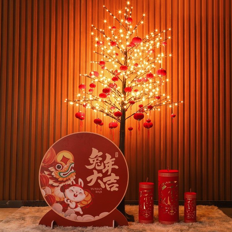 2025新年装饰过年元旦春节场景布置发光树发财树福桶摆件橱窗新款