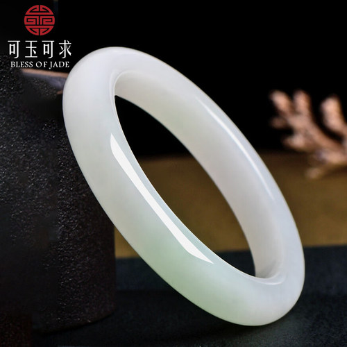 可玉可求天然翠青俏色和田玉手镯羊脂白玉正圈镯子C6892