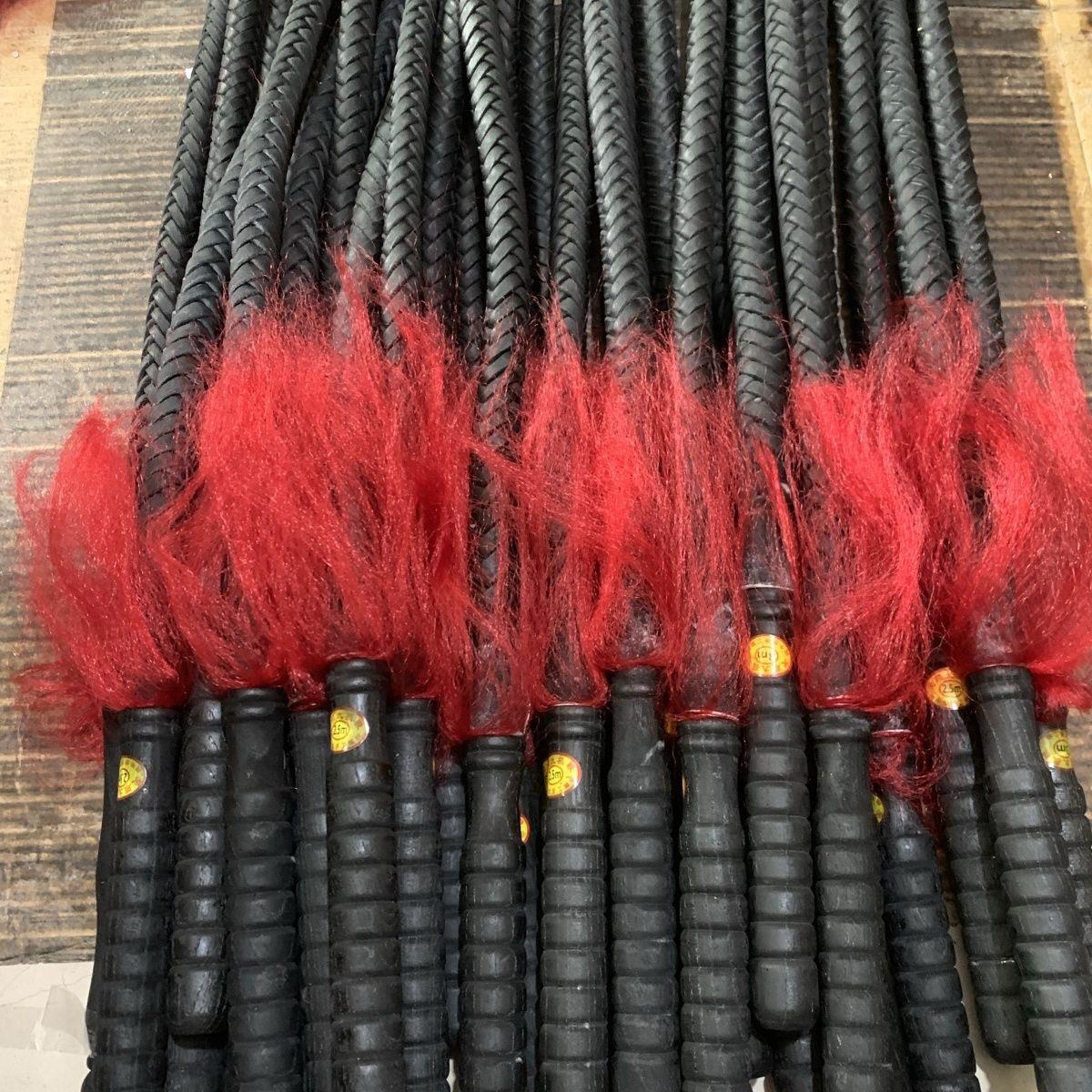 纯牛皮鞭响鞭甩鞭广场鞭武术鞭放羊鞭麒麟鞭马鞭新手初学健身软鞭