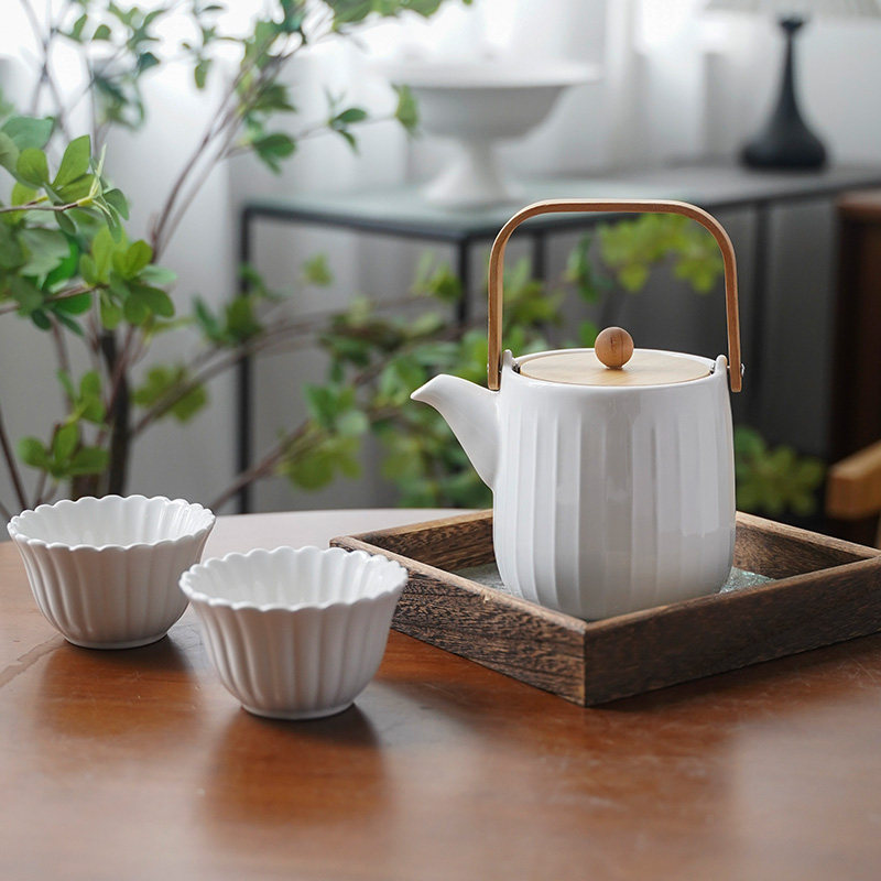 中古奶油风凉水壶陶瓷耐高温家用夏天冷开水壶泡茶壶大容量高颜值