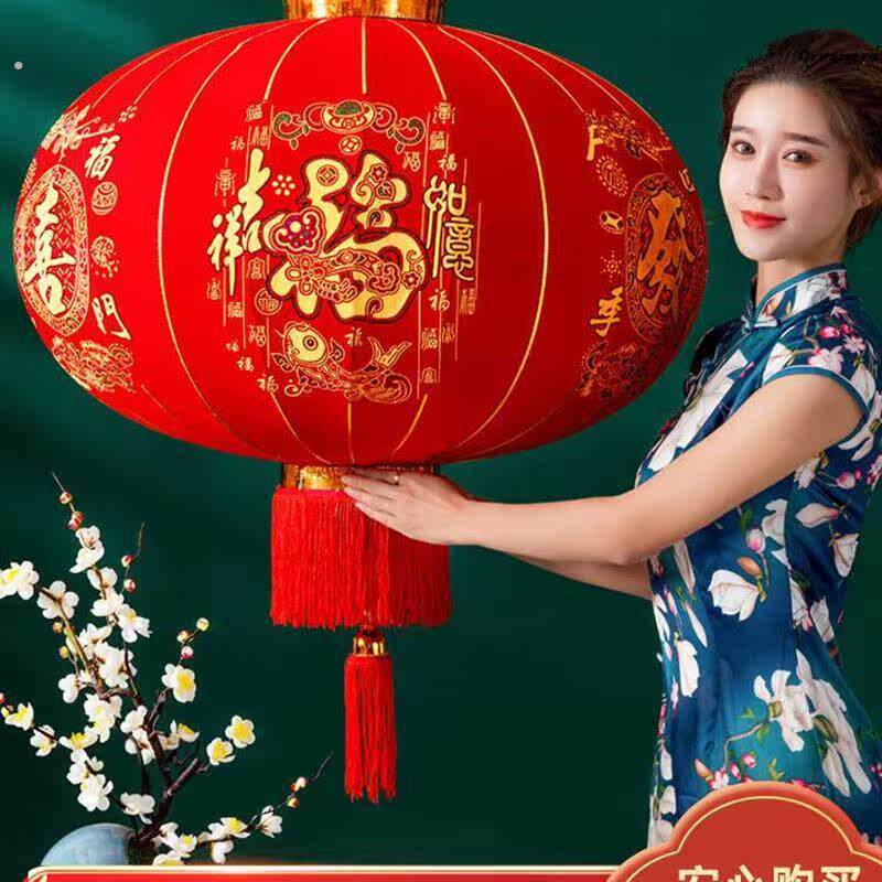 。2024年春节大门口灯笼大红色自建房门市店铺店门新年装饰过年氛