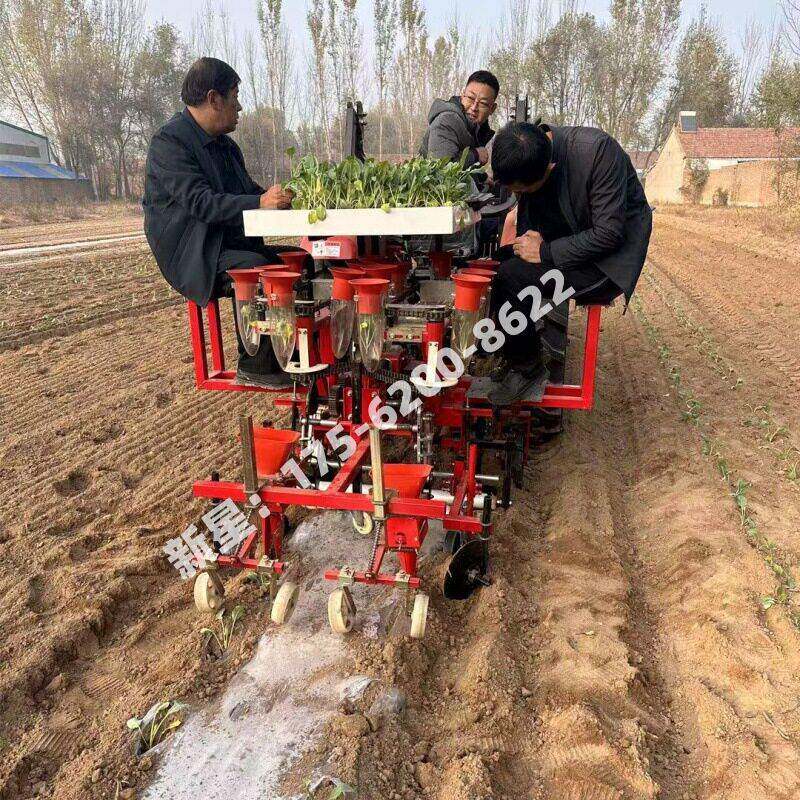 辣椒苗移栽机四轮车带瓜苗栽植机南瓜苗移栽机