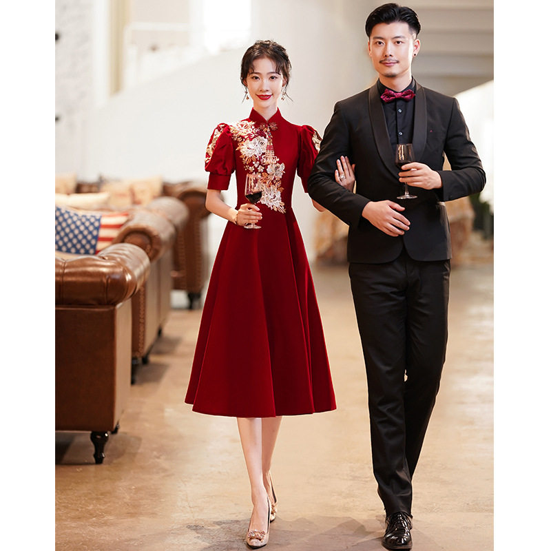 2026新款敬酒服新娘酒红色春季旗袍结婚中式丝绒回门主持礼服裙女