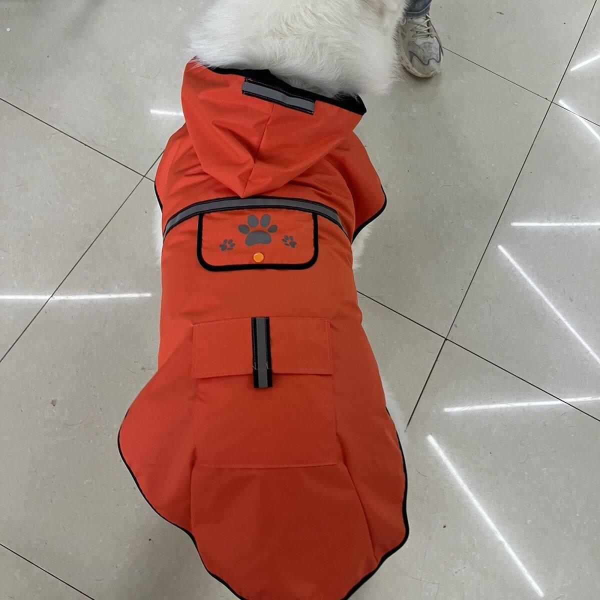 跨境狗狗雨衣防水斗篷拉宠物雨披反光狗衣服冲锋衣没折痕柯基边牧