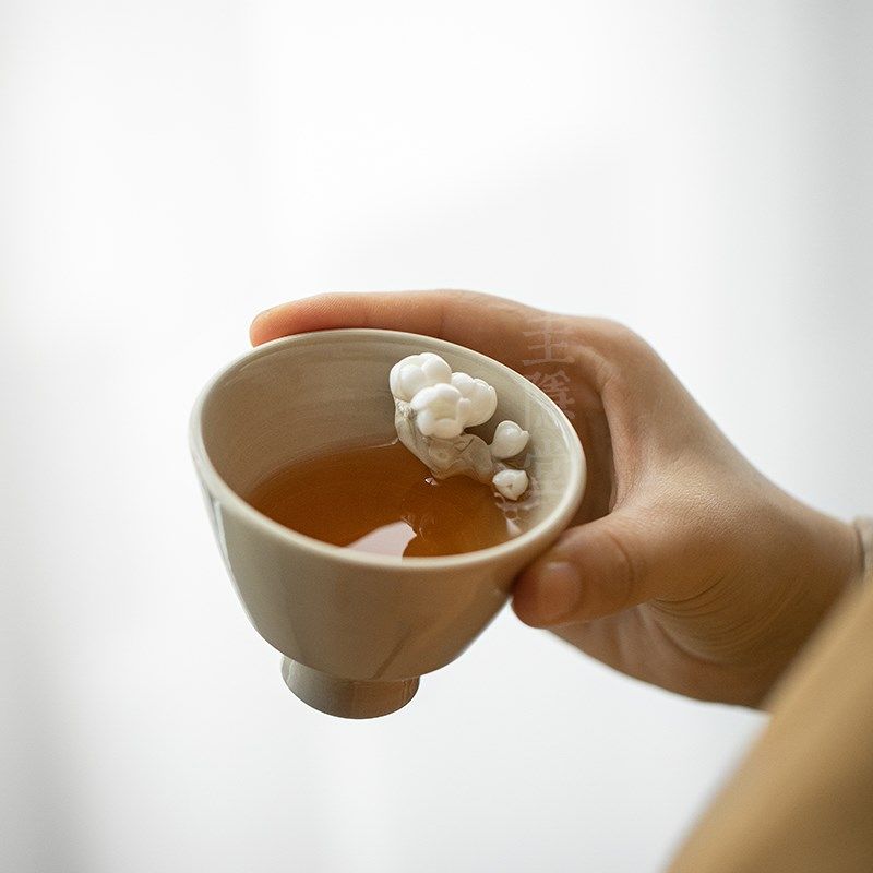圭隐堂草木灰手工梅花陶瓷茶杯主人杯家用品茗杯个人单杯闻香杯子