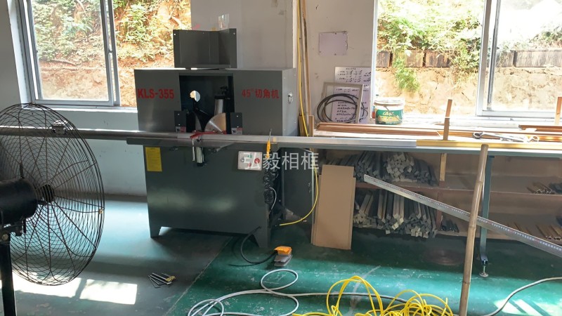 铝合金切角机 双切机 自动裁切线条机器