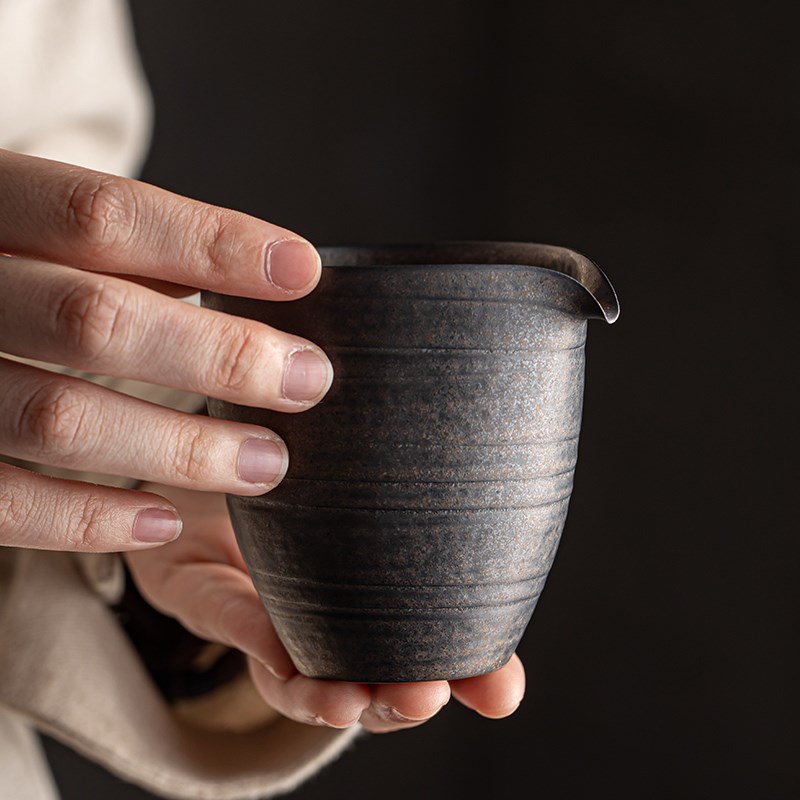 中式复古鎏金粗陶公道杯公杯家用手工陶瓷小号茶海分茶器茶道配件