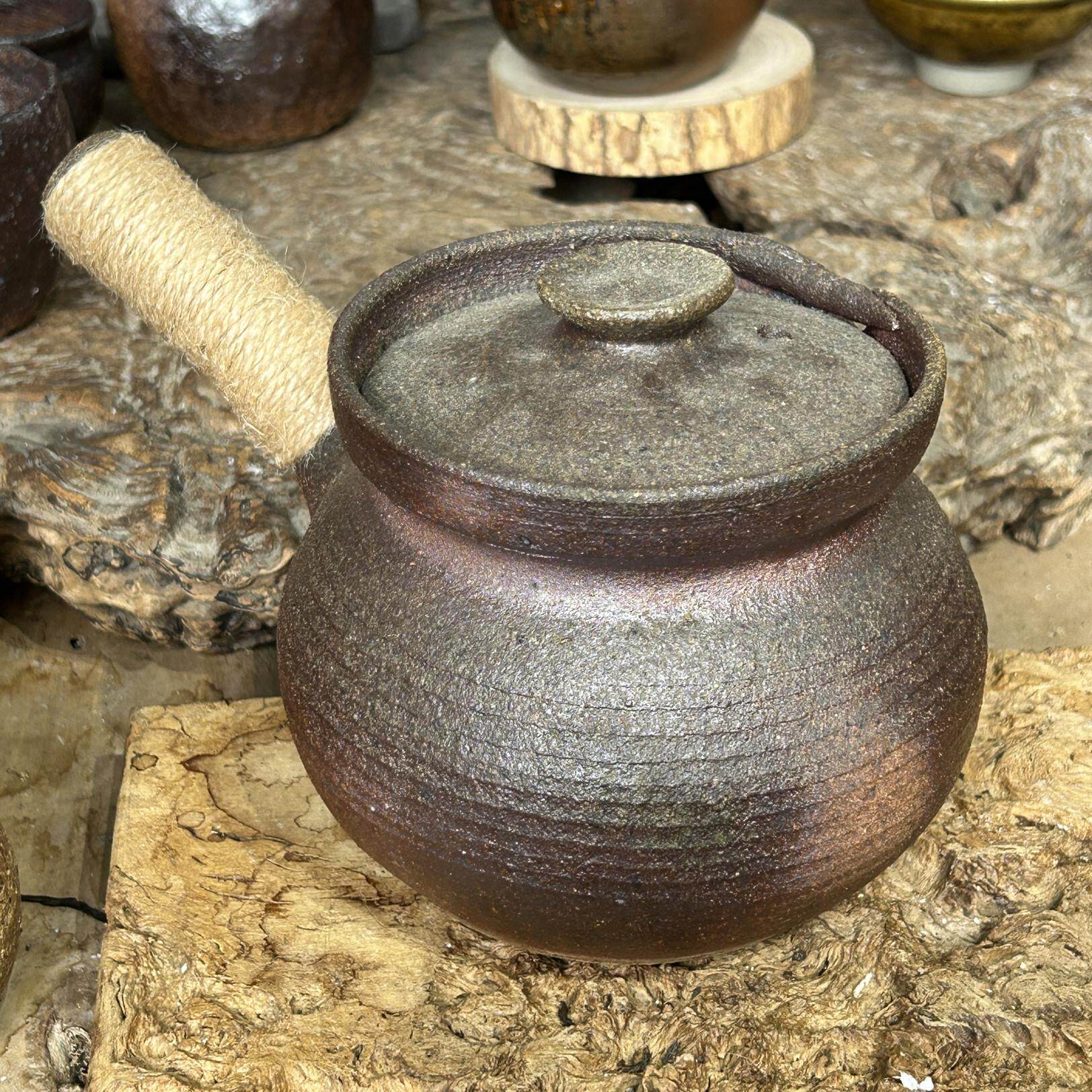 云手南工柴烧粗陶煮茶罐炉煮茶奶茶202308把陶罐侧土陶围炭火土陶