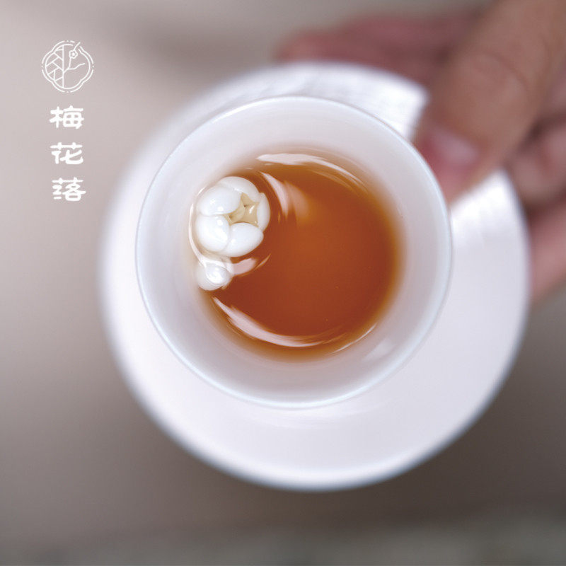 梅花落 闻花杯陶瓷白瓷闻香杯粉色黄色手工捏花主人单杯品茗茶杯