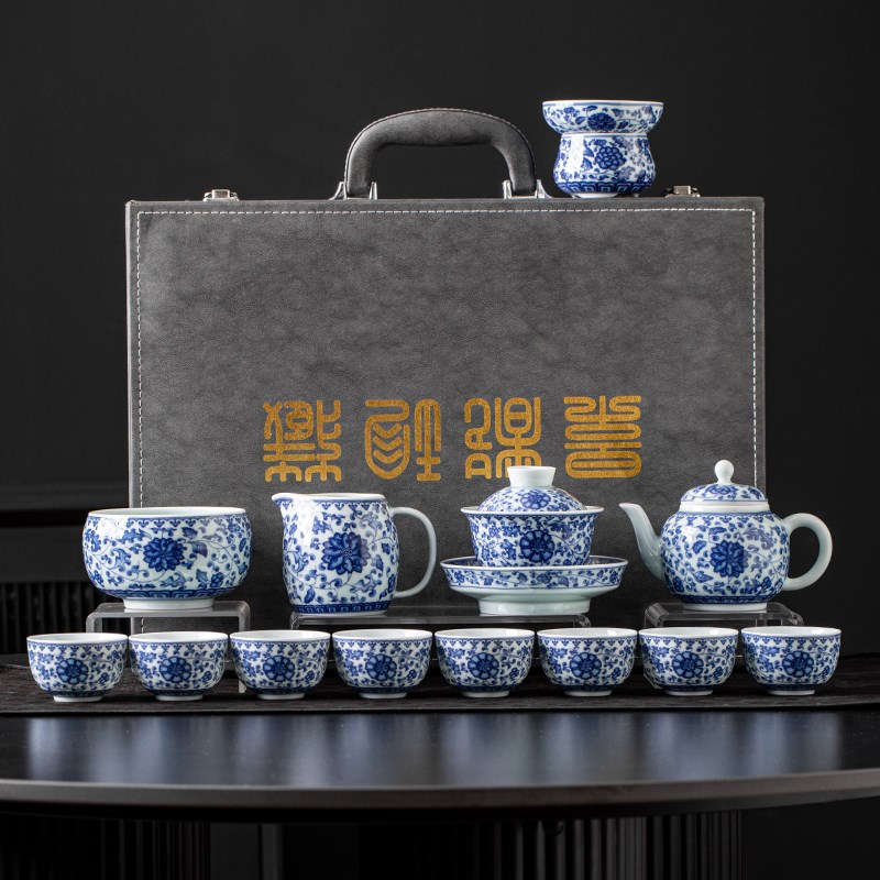 一整套高端青花瓷茶具套装功夫盖碗茶壶茶杯套装家用缠枝莲景德镇