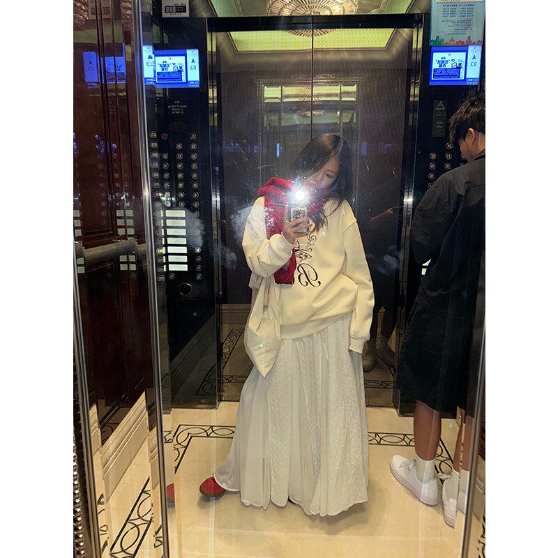 落落狷介 白色半身裙女2024新款秋冬小个子半裙蕾丝拼接A字裙小众