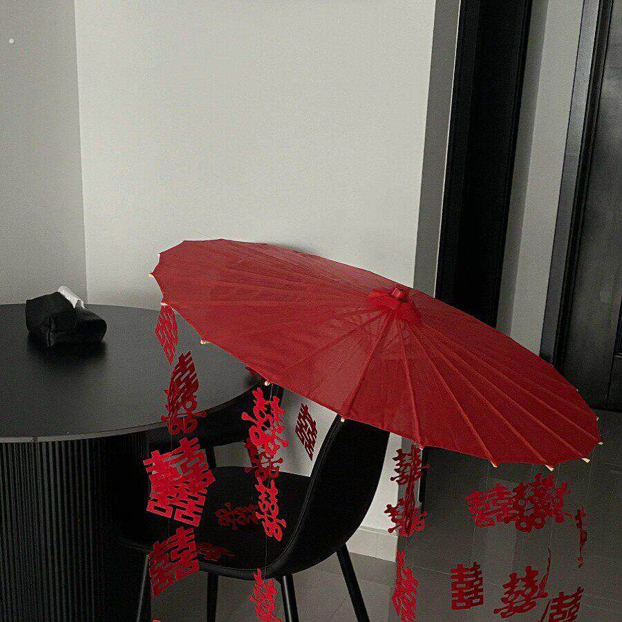 新中式婚伞新娘拍照道具结婚旗袍晨拍喜字红伞迎亲出嫁伞秀禾拍摄