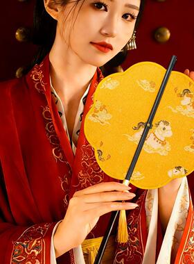 2026新款马年腰扇古风马踏祥云中式扇子可卷便携团扇专用舞蹈女扇