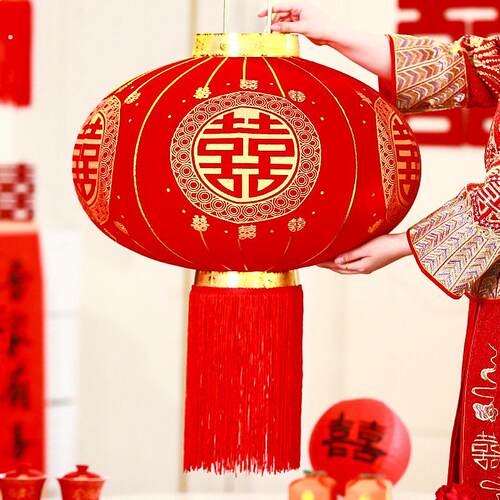2025年新款结婚喜字红灯笼挂饰大门院子婚庆婚礼布置中式灯笼场景